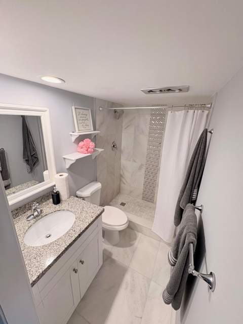 605 Oaks Drive #304, Pompano Beach FL - photo 21 of 28