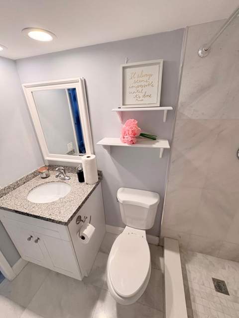 605 Oaks Drive #304, Pompano Beach FL - photo 20 of 28