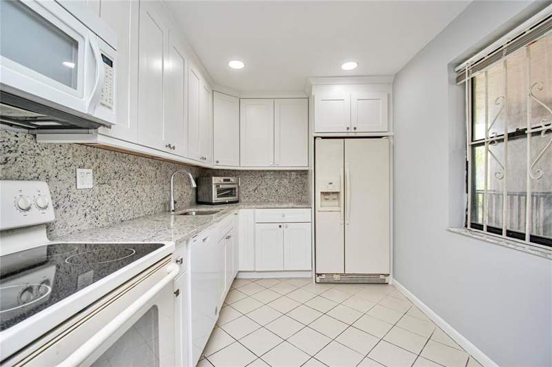 2 bedroom Condominium at 8150 W Mcnab Road #312, Concord Village Condominium Ix, Tamarac — photo 5