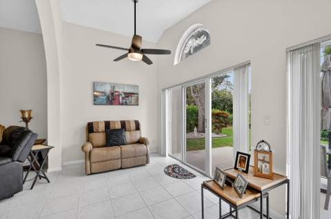 9718 Harbour Lake Circle, Boynton Beach FL - photo 19 of 107