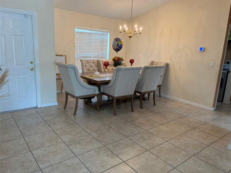 4 bedroom Single Family Residence at 602 SW Kenyoun Street, Port St Lucie Section 27, Port St. Lucie — photo 4
