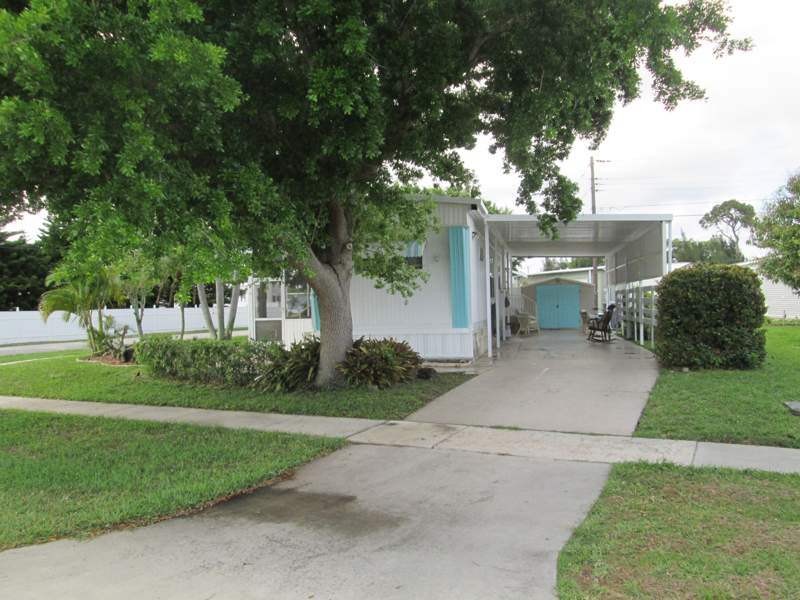 2 bedroom Mobile Home at 4261 Meadow View Drive, Northern Pines Mobile Home Park 1, Boynton Beach — photo 5