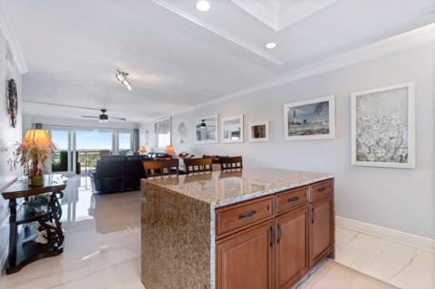 1160 Hillsboro Mile Hillsboro Mile #904, Hillsboro Beach FL - photo 12 of 45