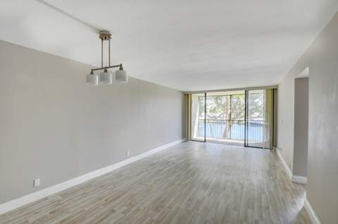 14 Royal Palm Way #2050, Boca Raton FL - photo 7 of 44
