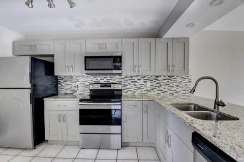 14 Royal Palm Way #2050, Boca Raton FL - photo 10 of 44