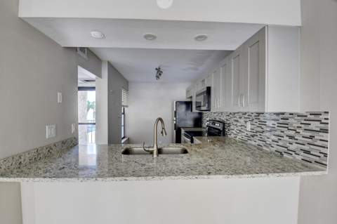 14 Royal Palm Way #2050, Boca Raton FL - photo 12 of 44