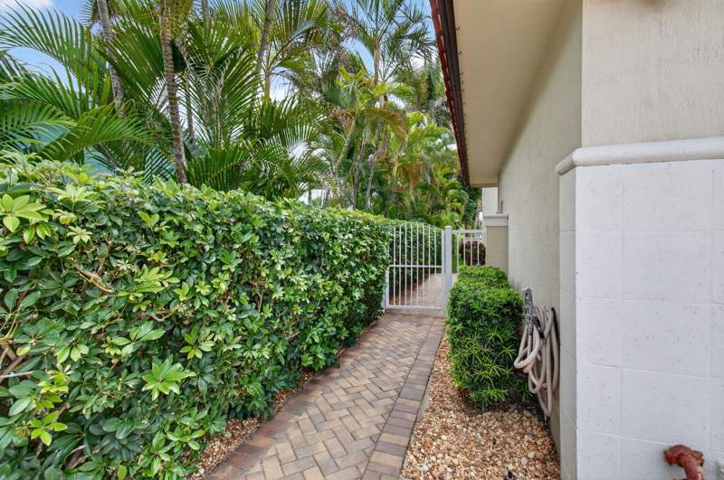 3 bedroom Townhouse at 1942 NE 6th Street #C, Ocean Vue, Deerfield Beach — photo 3