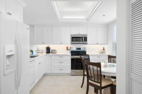 221 NE Plantation Road #316, Hutchinson Island FL - photo 16 of 31