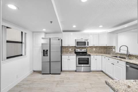 1035 S Federal Highway #213, Delray Beach FL - photo 12 of 68