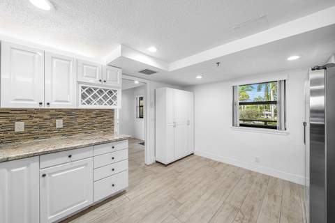 1035 S Federal Highway #213, Delray Beach FL - photo 21 of 68