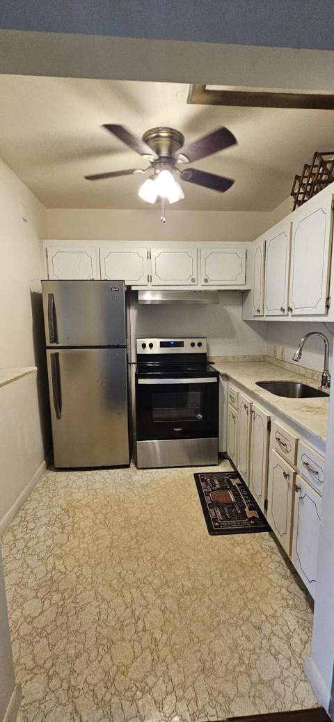 198 E Preston Way #198, Boca Raton FL - photo 7 of 17