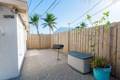3110 Scanlan Avenue, Lake Worth FL - photo 21 of 24