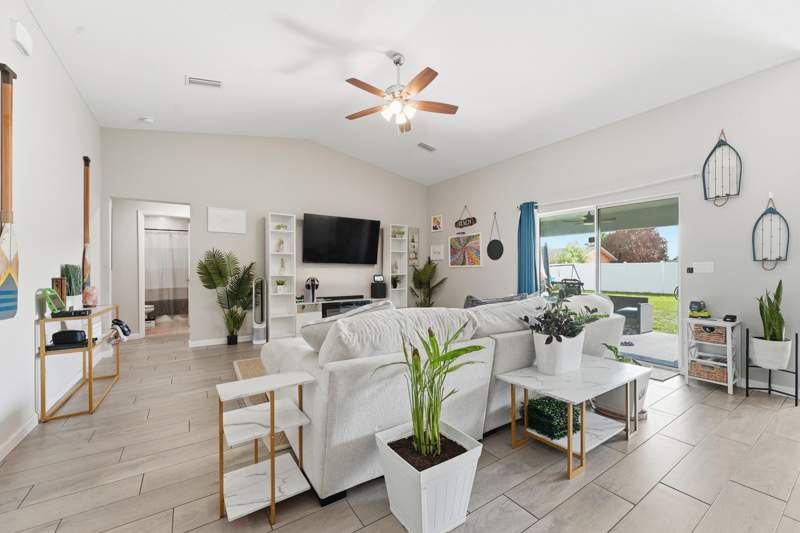 4 bedroom Single Family Residence at 1967 SW Beard Street, Port St Lucie Section 8, Port St. Lucie — photo 5