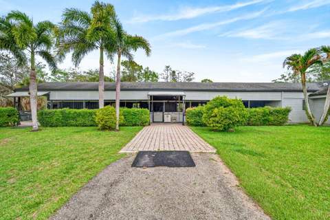 2741 Buck Ridge Trail, Loxahatchee FL - photo 15 of 38
