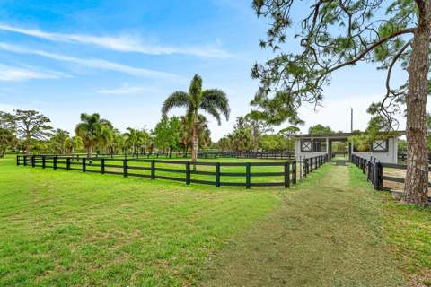 2741 Buck Ridge Trail, Loxahatchee FL - photo 24 of 38