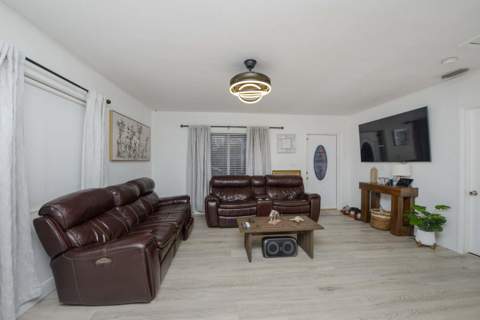 1713 N J Street, Lake Worth Beach FL - photo 6 of 35