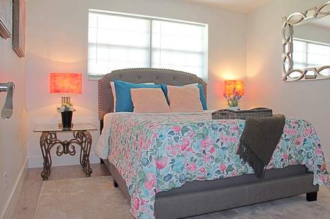 2077 Carambola Road, West Palm Beach FL - photo 13 of 55