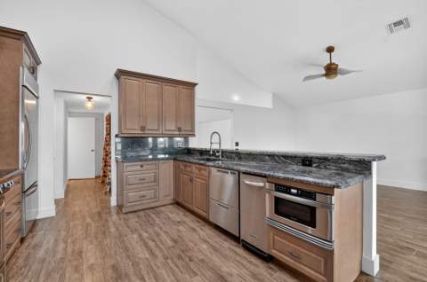 22608 Middletown Drive, Boca Raton FL - photo 11 of 35