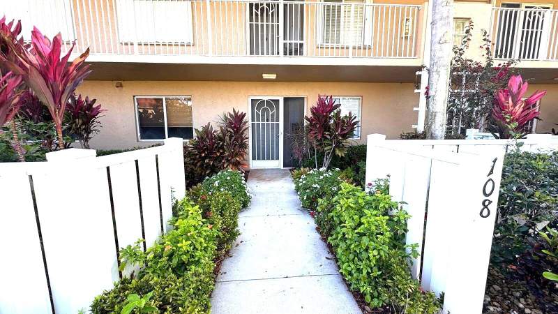 3 bedroom Condominium at 5876 Regal Glen Drive #108, Regal Shores / Coral Lakes, Boynton Beach — photo 2