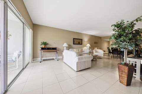 3100 N Palm Aire Drive #208, Pompano Beach FL - photo 8 of 25