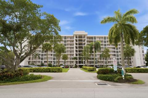 3100 N Palm Aire Drive #208, Pompano Beach FL - photo 23 of 25
