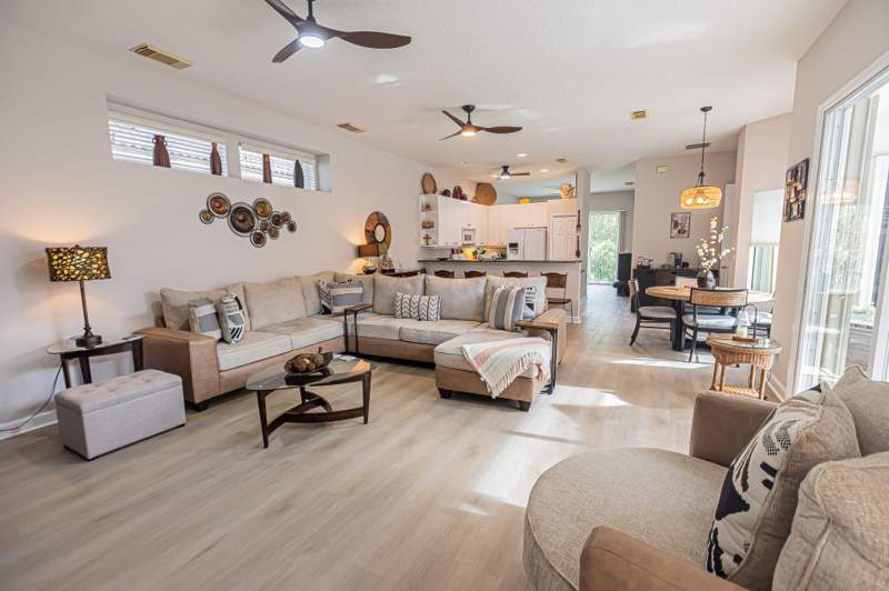 3 bedroom Single Family Residence at 651 SW Munjack Cove, Lake Charles , Port St. Lucie — photo 4