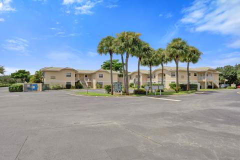 12215 Royal Palm Boulevard #4q, Coral Springs FL - photo 18 of 21