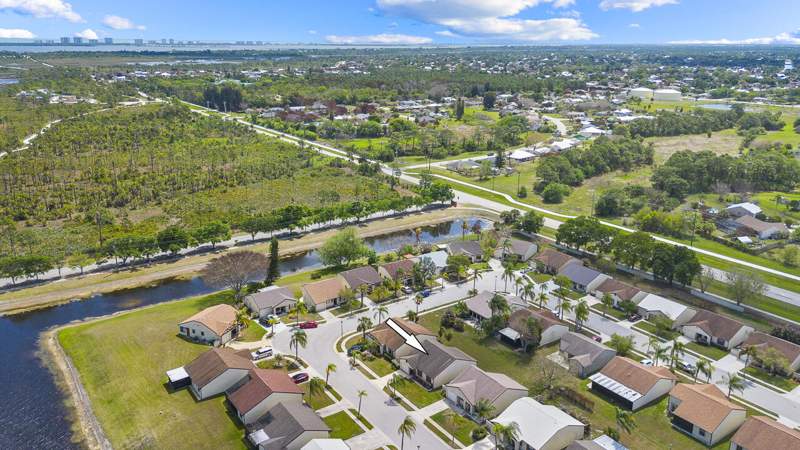 2 bedroom Single Family Residence at 2363 SE Breckenridge Circle, Walton Court, Port St. Lucie — photo 2