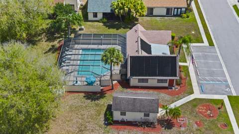 2363 SE Breckenridge Circle, Port St. Lucie FL - photo 11 of 38