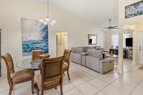 2363 SE Breckenridge Circle, Port St. Lucie FL - photo 15 of 38