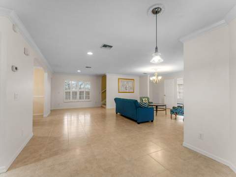 430 SE Thanksgiving Avenue, Port St. Lucie FL - photo 13 of 38
