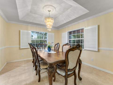 430 SE Thanksgiving Avenue, Port St. Lucie FL - photo 12 of 38
