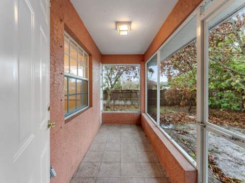 430 SE Thanksgiving Avenue, Port St. Lucie FL - photo 20 of 38