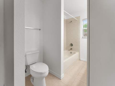 430 SE Thanksgiving Avenue, Port St. Lucie FL - photo 17 of 38