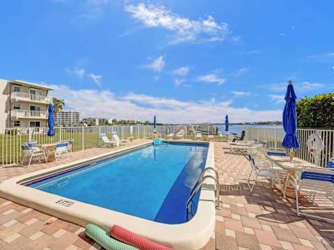 311 E Ocean Avenue #205, Lantana FL - photo 16 of 26