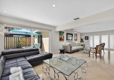 2300 NE 16th Avenue, Wilton Manors FL - photo 9 of 32