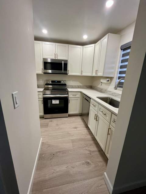 311 E Ocean Avenue #205, Lantana FL - photo 7 of 26