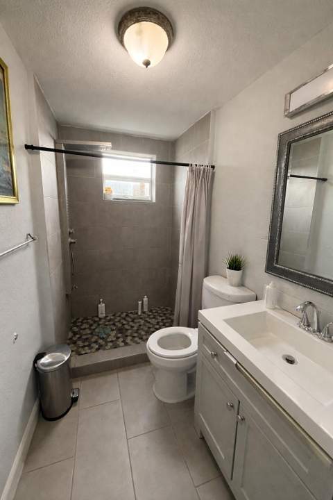 2686 Summit Boulevard, West Palm Beach FL - photo 8 of 8
