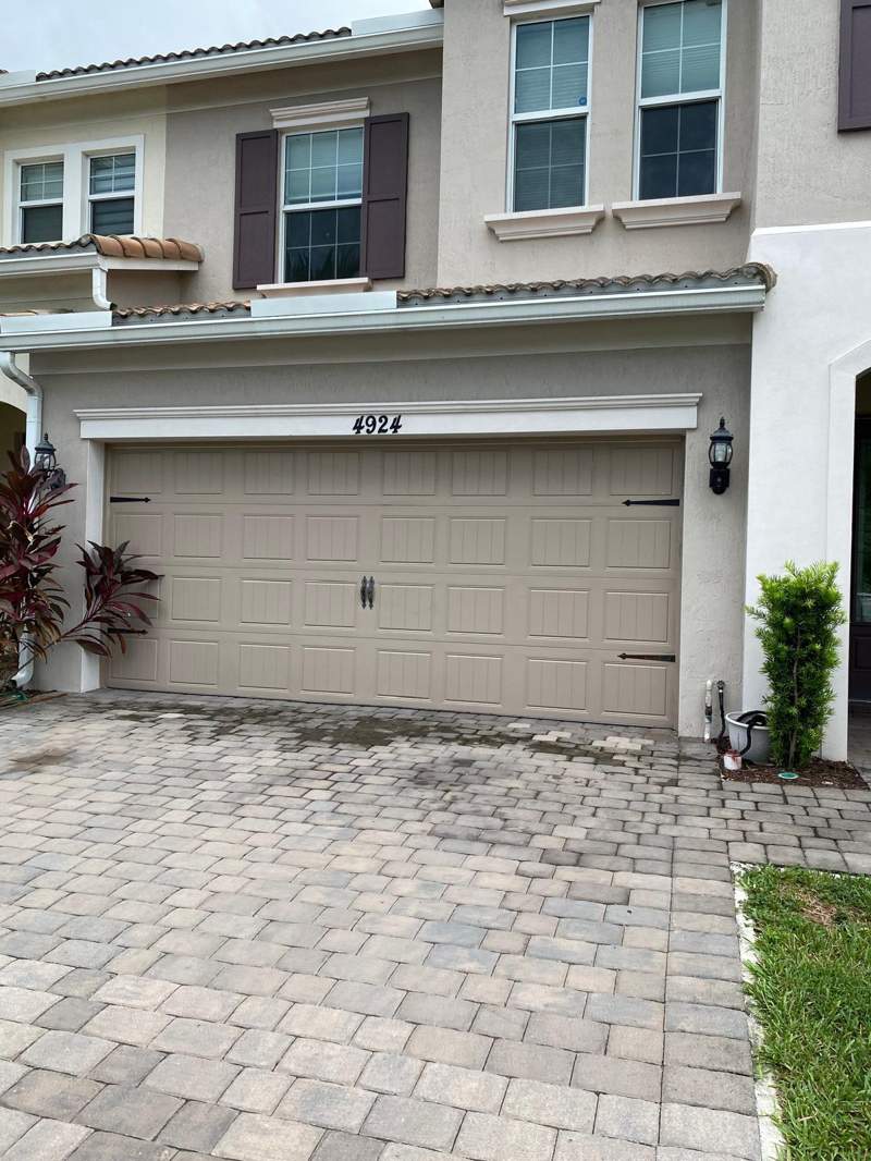 3 bedroom Townhouse at 4924 Greenway Drive, Hillcrest Country Club South, Hollywood — photo 3