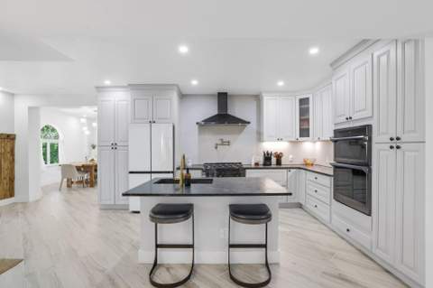 706 Sunset Road, West Palm Beach FL - photo 12 of 80