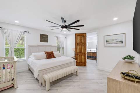 706 Sunset Road, West Palm Beach FL - photo 20 of 80