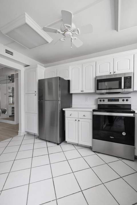 1239 Hillsboro Mile #105, Hillsboro Beach FL - photo 14 of 38