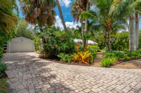 547 SW Riverview Street, Stuart FL - photo 20 of 62
