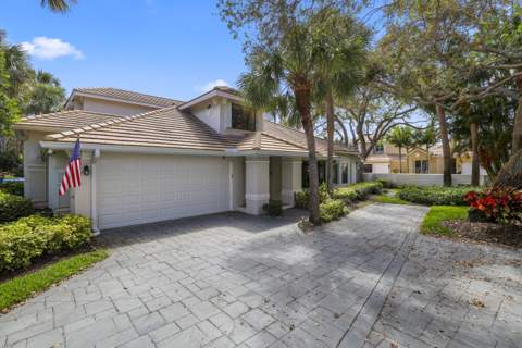 461 Coral Cove Drive, Juno Beach FL - photo 7 of 38
