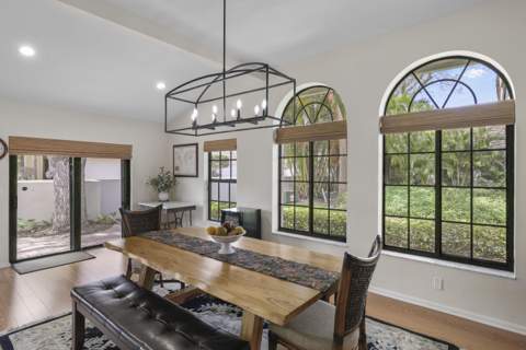 461 Coral Cove Drive, Juno Beach FL - photo 6 of 38