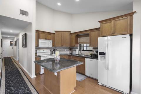 461 Coral Cove Drive, Juno Beach FL - photo 18 of 38