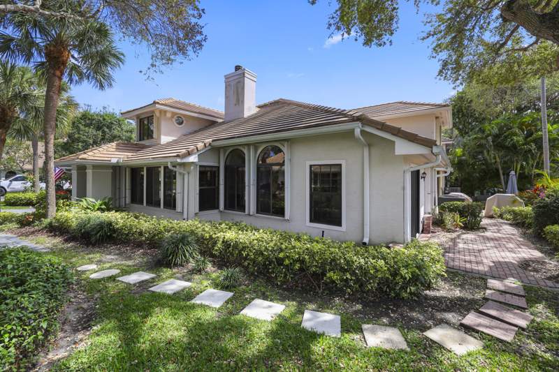 3 bedroom Townhouse at 461 Coral Cove Drive, Oak Harbour 4, Juno Beach — photo 3