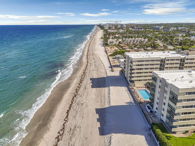 2 bedroom Condominium at 1239 Hillsboro Mile #105, Port De Mer Condo, Hillsboro Beach — photo 2