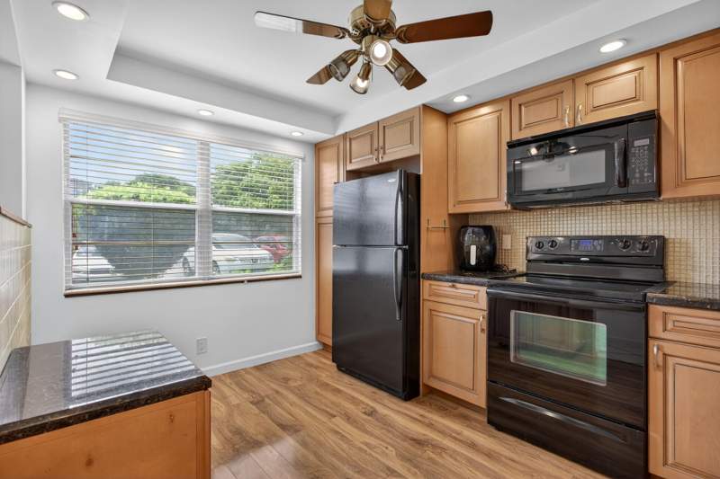 2 bedroom Condominium at 2201 Lucaya Bend #A1, Lucaya Village 2-B Condo, Coconut Creek — photo 4