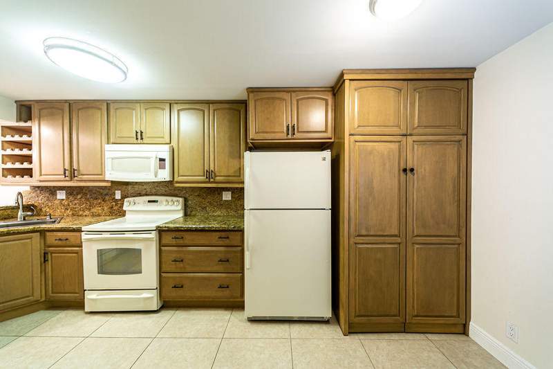 2 bedroom Condominium at 6 Royal Palm Way #102, Boca Bayou Condo, Boca Raton — photo 4